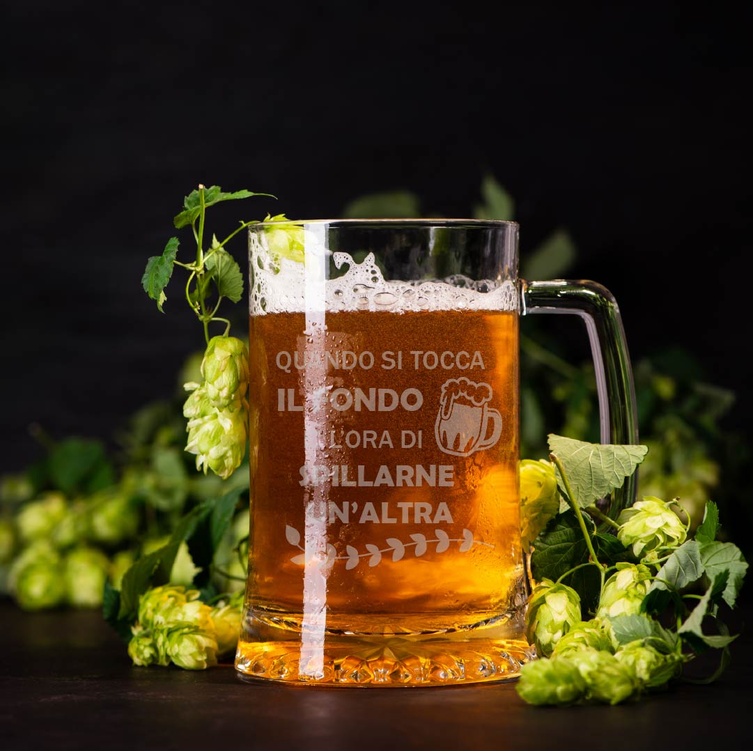 Quando si tocca il fondo, è l'ora di spillarne un'altra - Boccale Birra